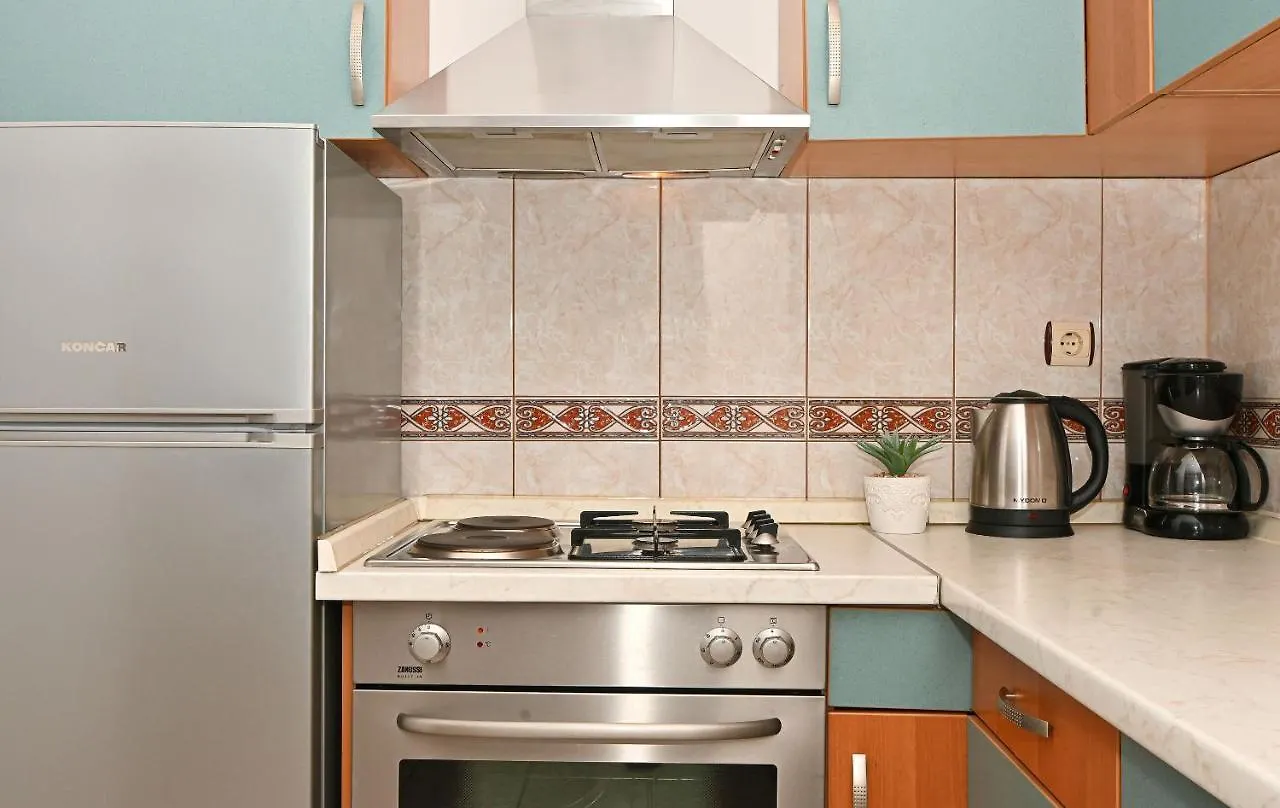 Apartments Marija Trogir 0*,