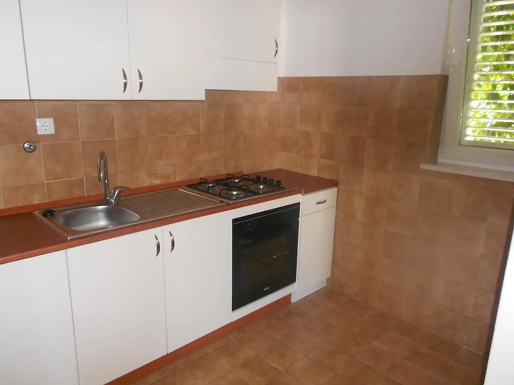Apartments Marija Trogir 0*,